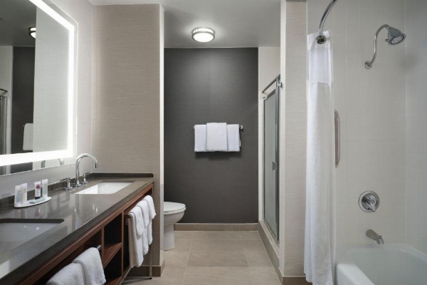 Courtyard by Marriott Los Angeles Century City/Beverly Hills image 17